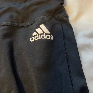 Medium size black workout leggings